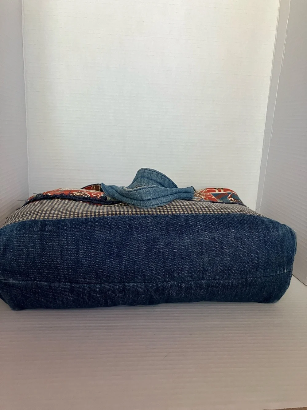 The Neat Vtg Western‎ Print Red Fabric Tote Bag with Denim Trim 17x13” Wyoming